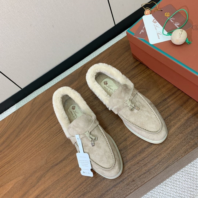 L0r0 P1ana loafers